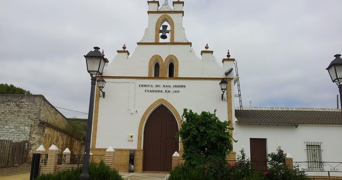 La Ermita de San Isidro, en Tejada la Nueva , fue inmatriculada a pesar de que se encuentra sobre vía pecuaria de titularidad pública.